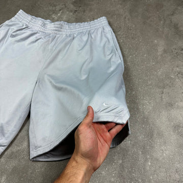 Vintage Nike Shorts (XL)