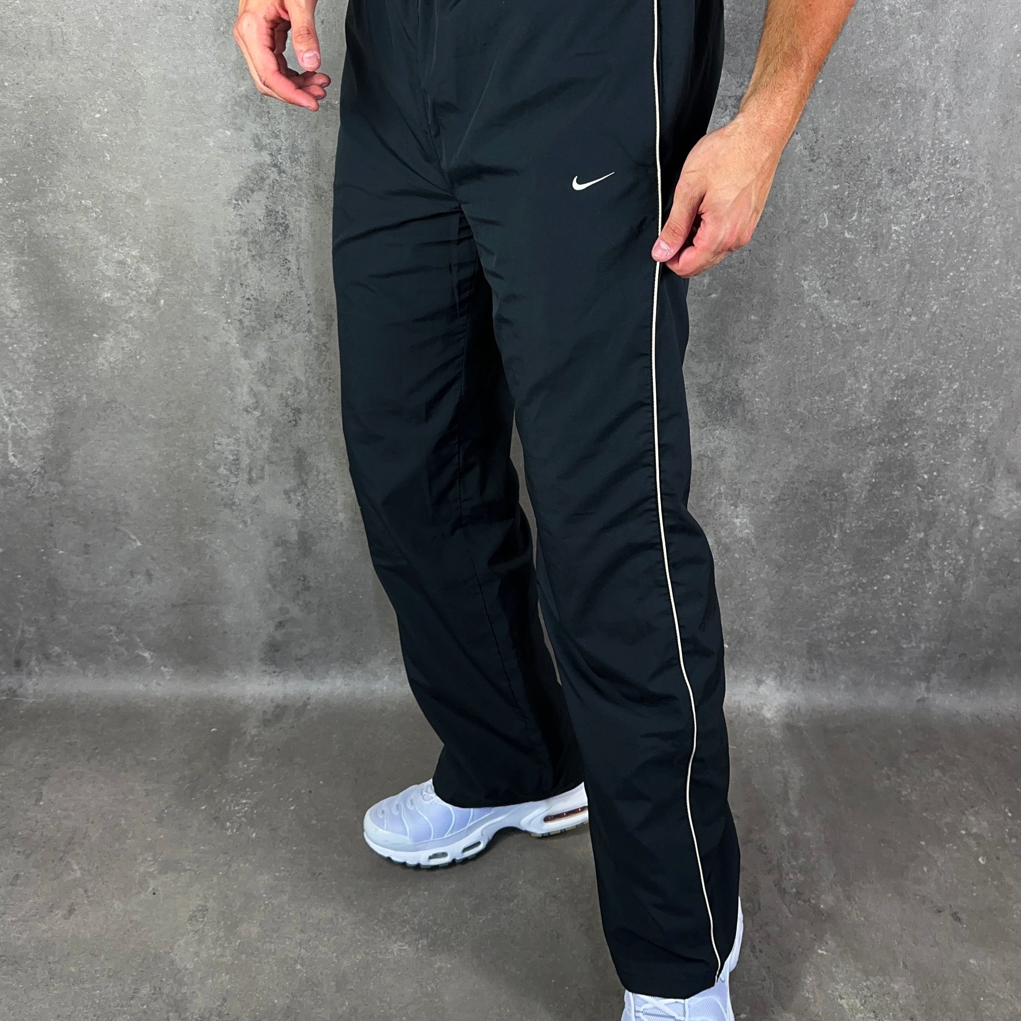 Vintage Nike Trackpants (XL)