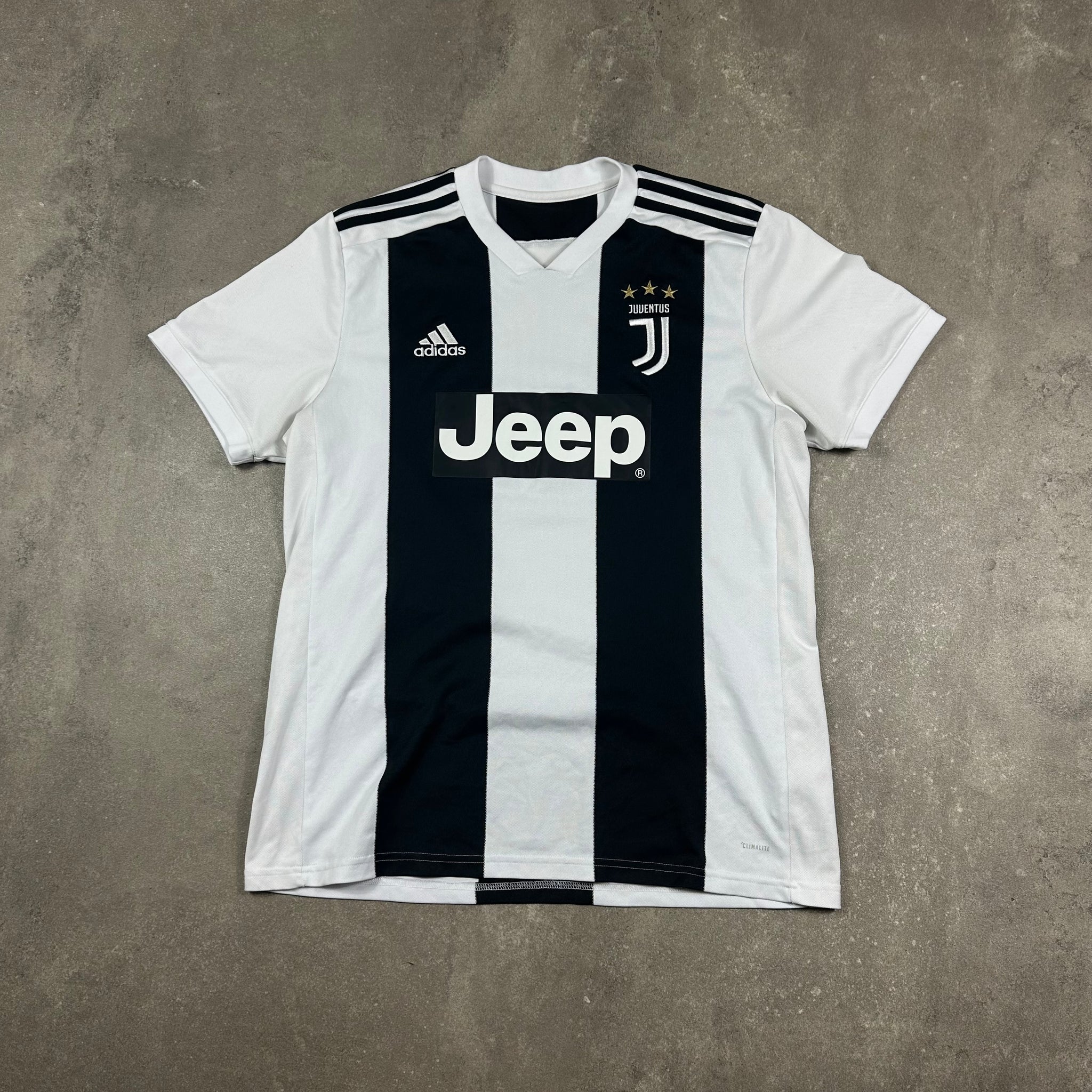 Vintage Adidas Juventus Jersey / Kit / Trikot (L)