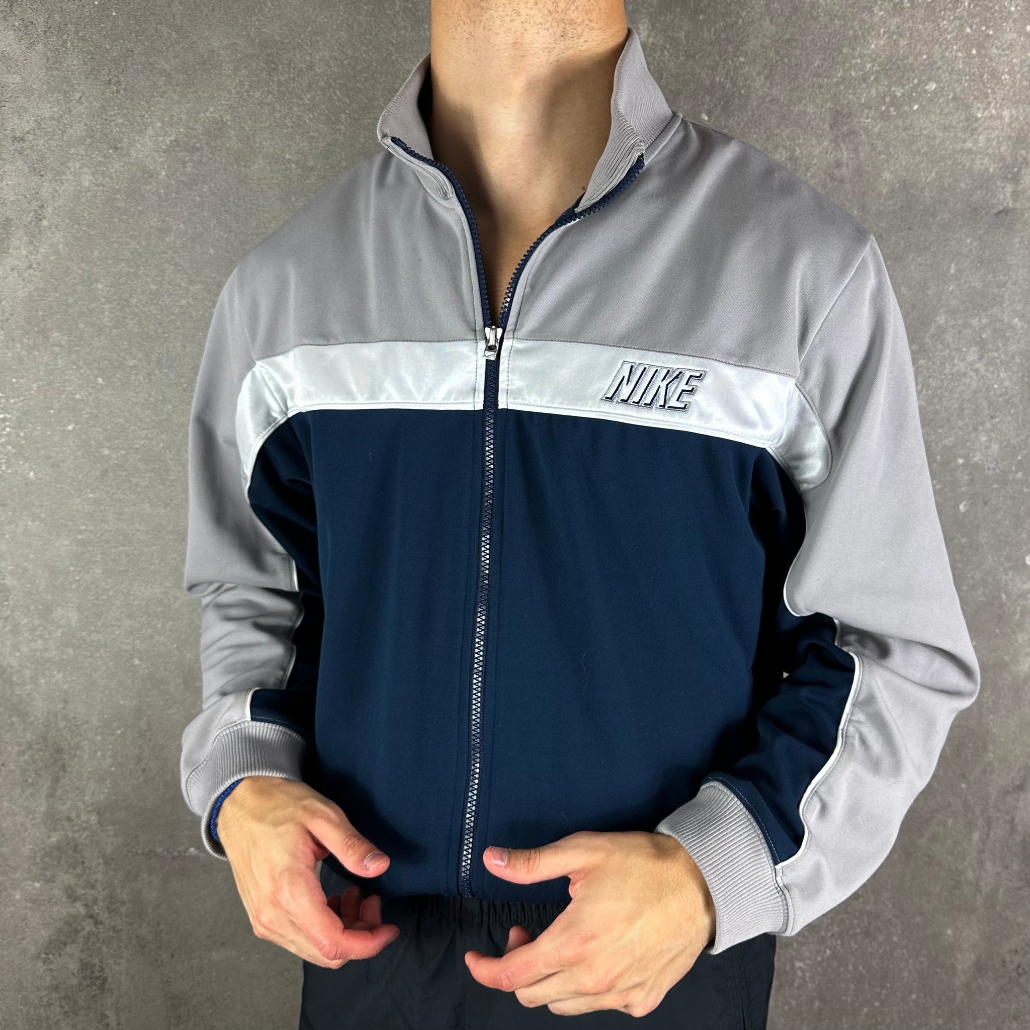 Vintage Nike Trackjacket (M-L)