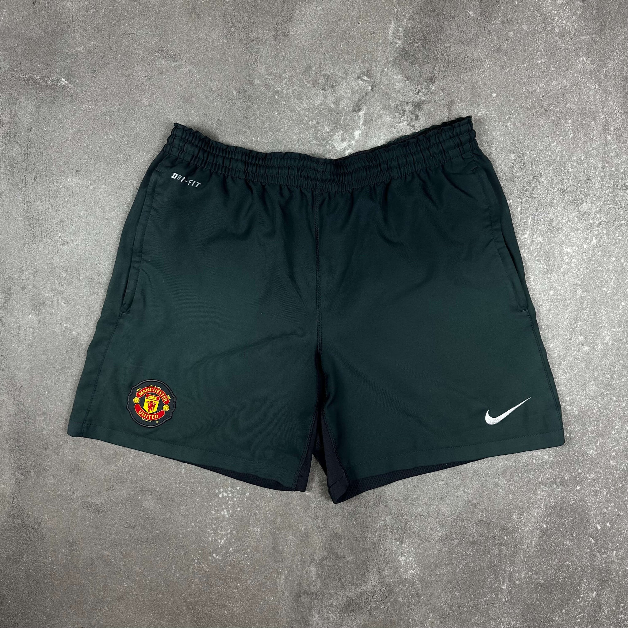 Vintage Nike Manchester United Shorts (S)