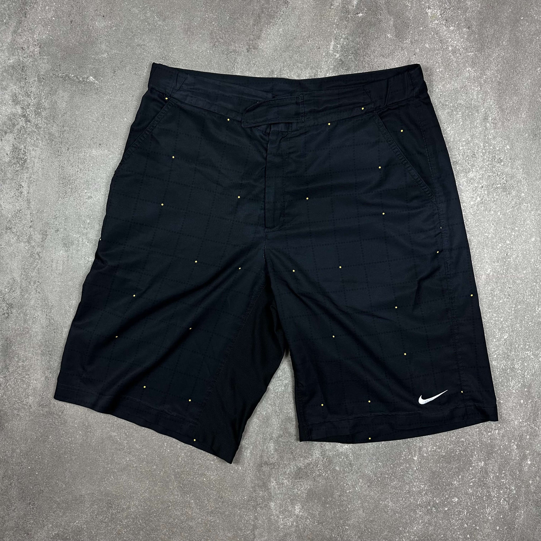 Vintage Nike Shorts (XL)