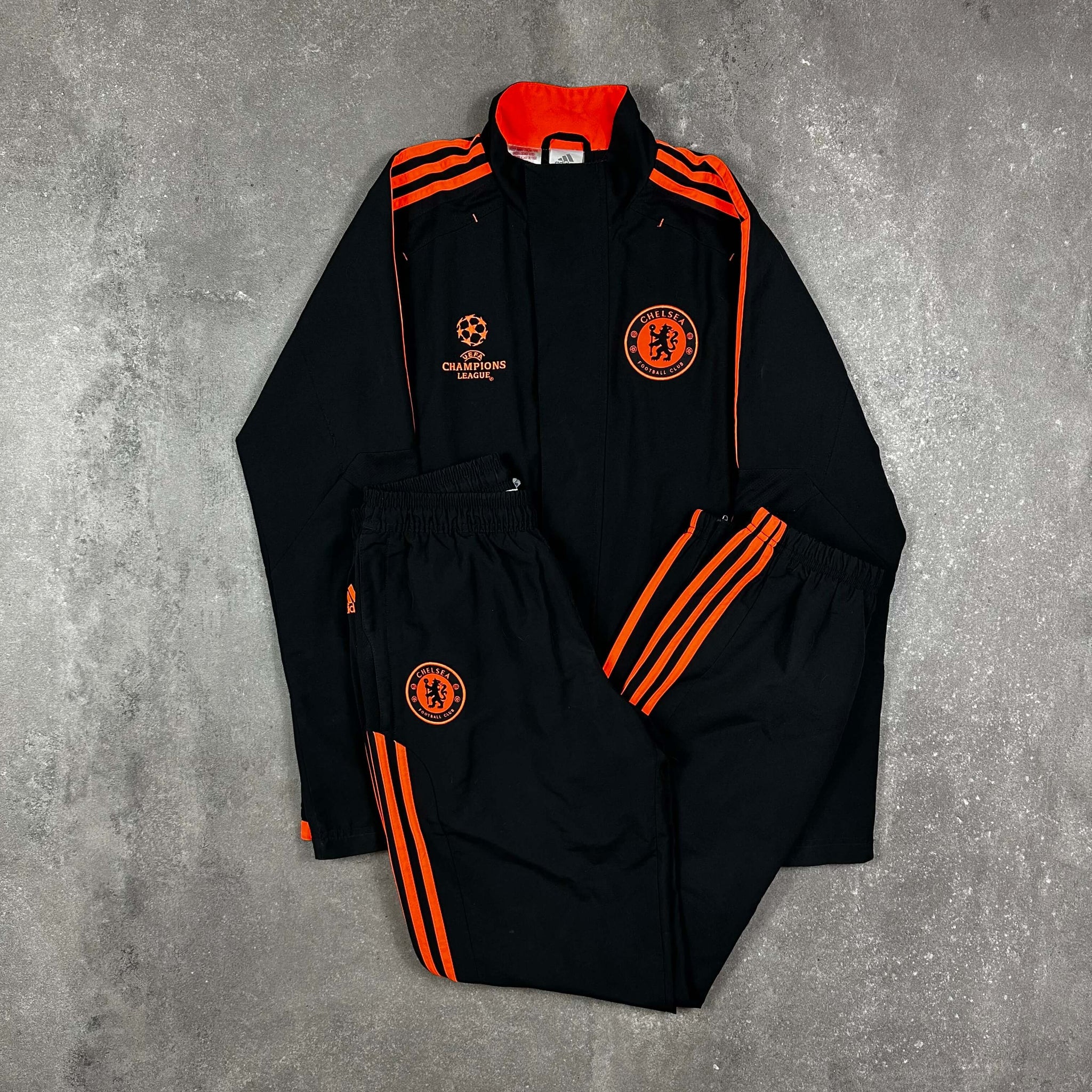 Chelsea Tracksuit (Kids XL / Fit S)