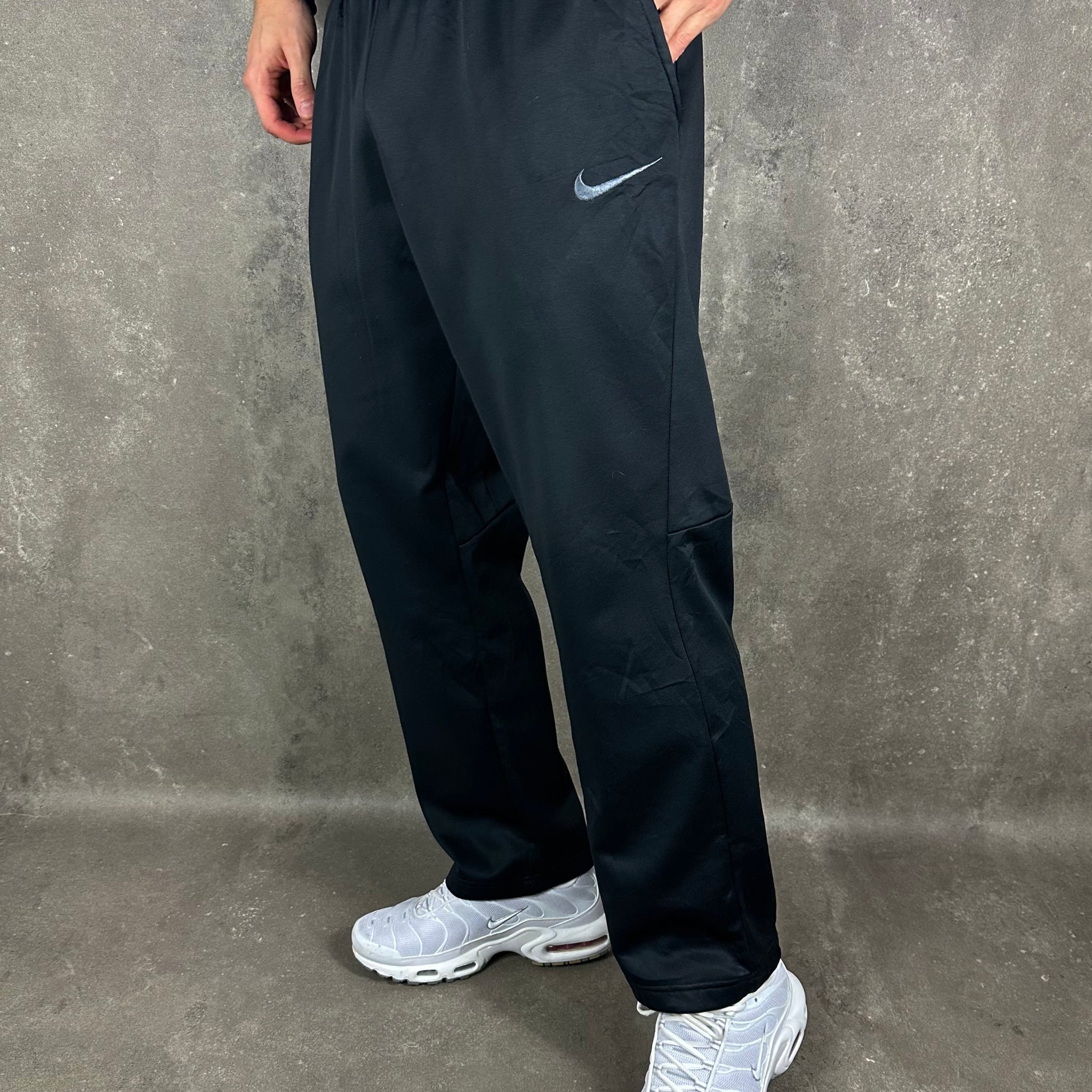 Vintage Nike Trackpants (M-L)