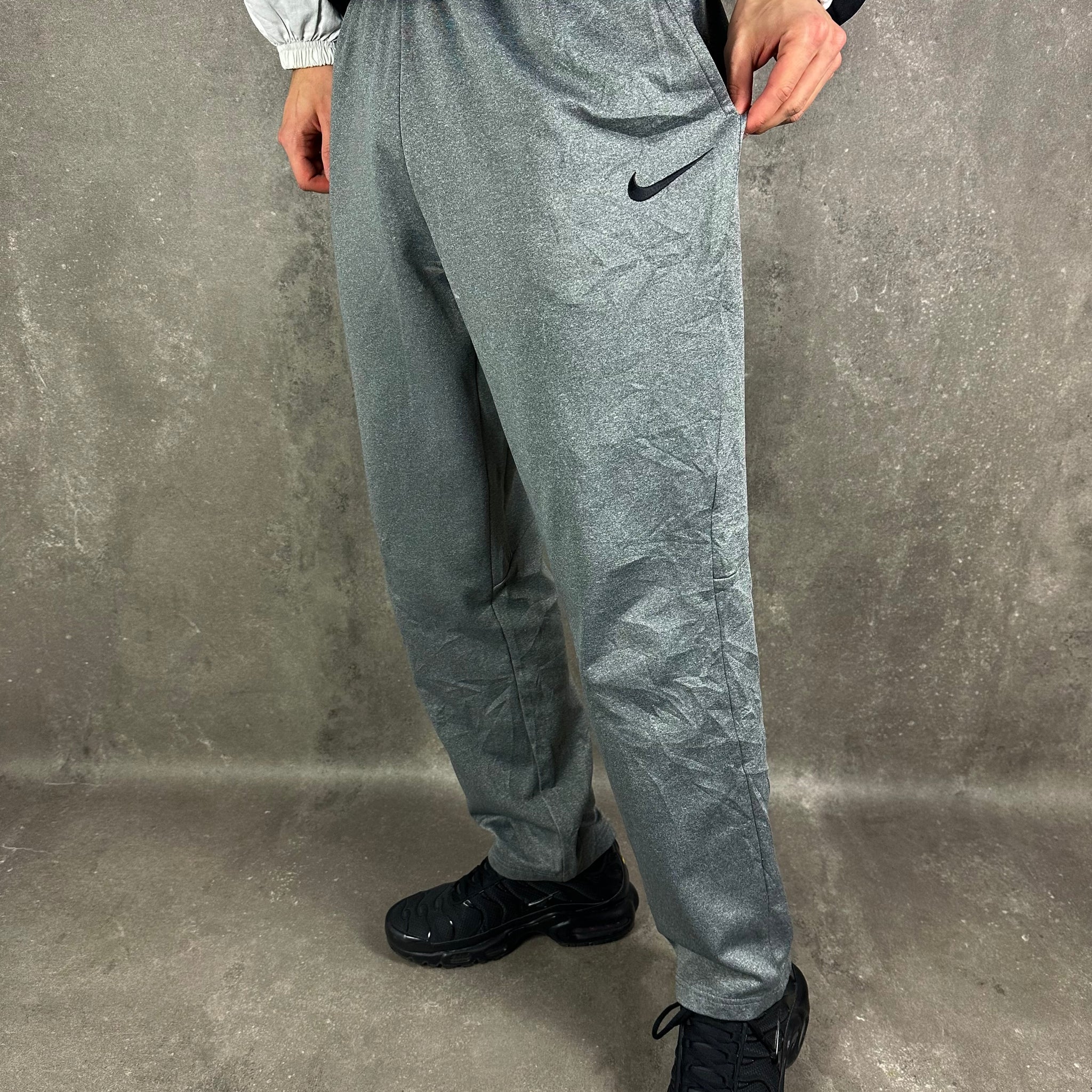 Vintage Nike Trackpants (XL)