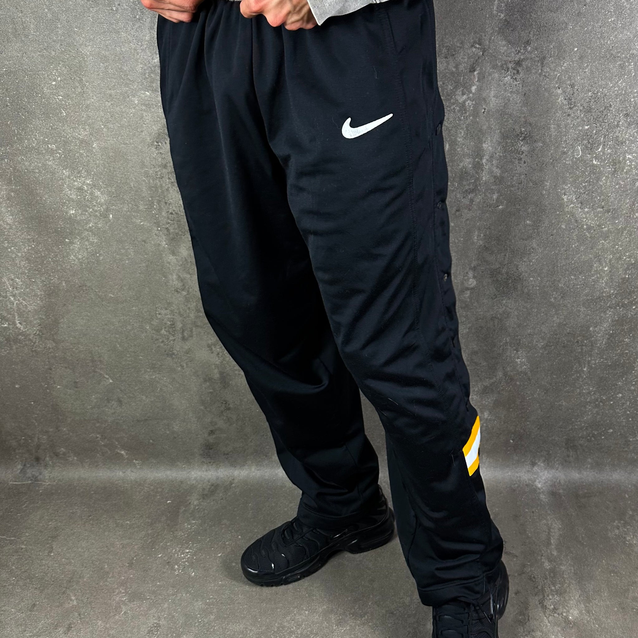 Vintage Nike Trackpants 1990s (L-XL)