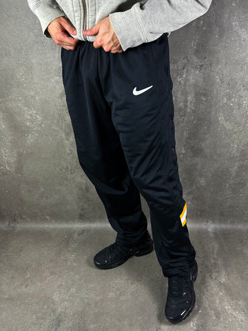 Vintage Nike Trackpants 1990s (L-XL)