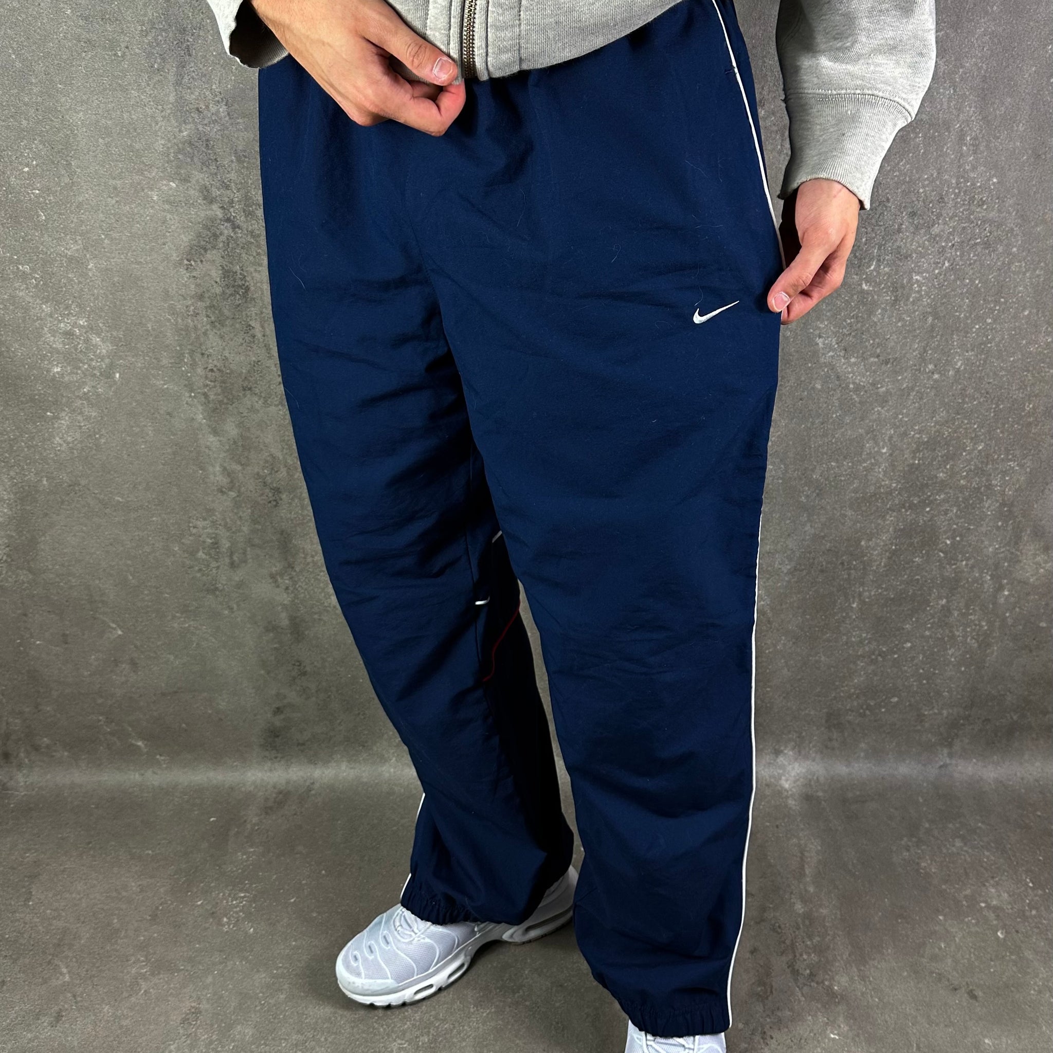 Vintage Nike Trackpants (XL)