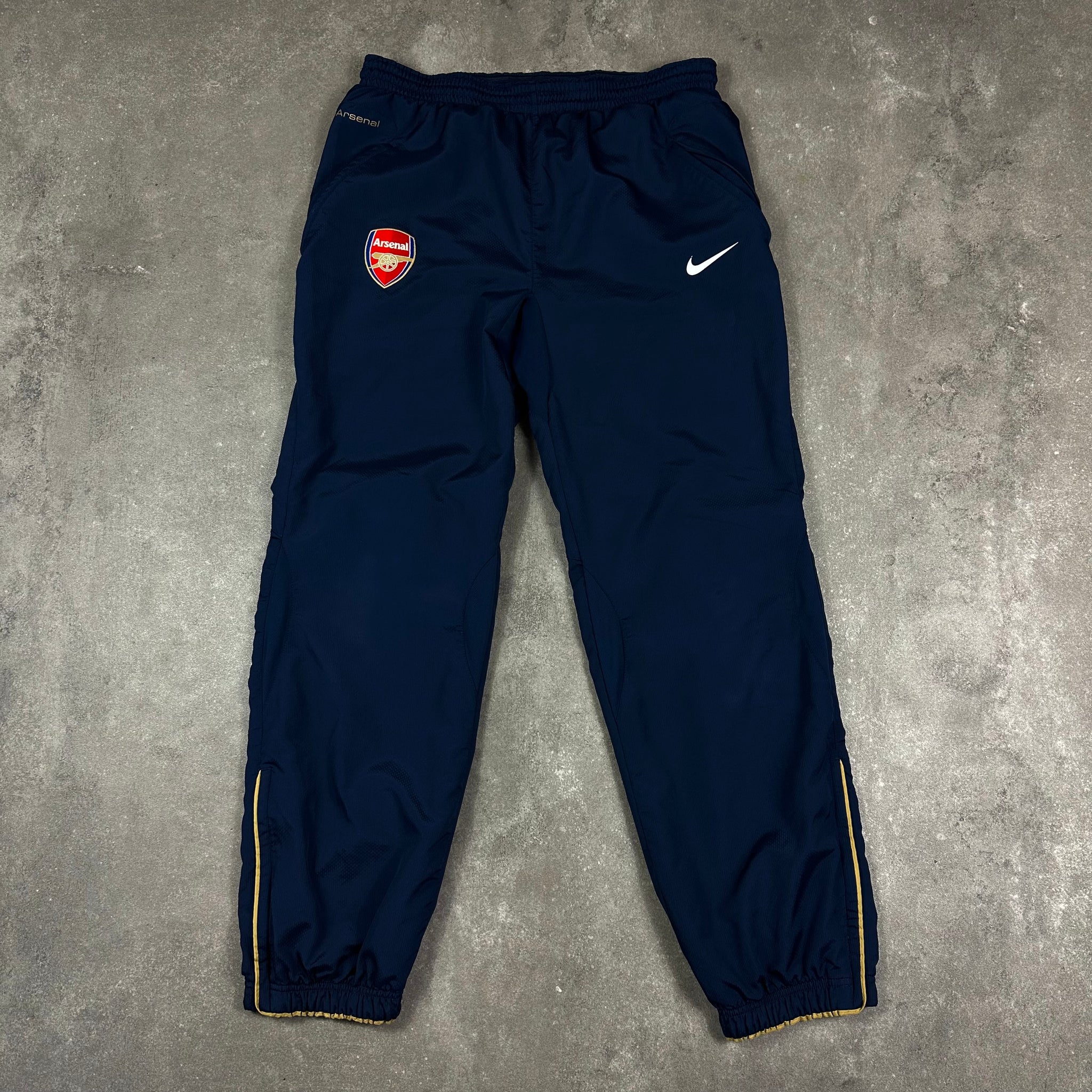 Vintage Nike Arsenal Trackpants (M)