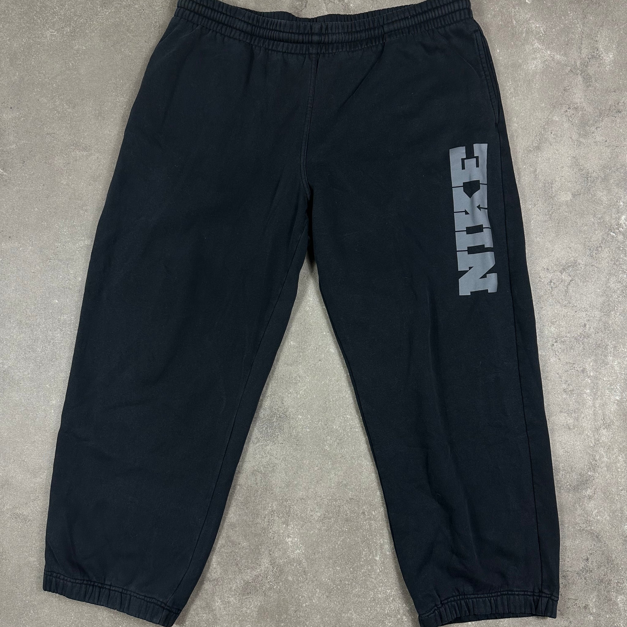 Vintage Nike Jogger (XL)